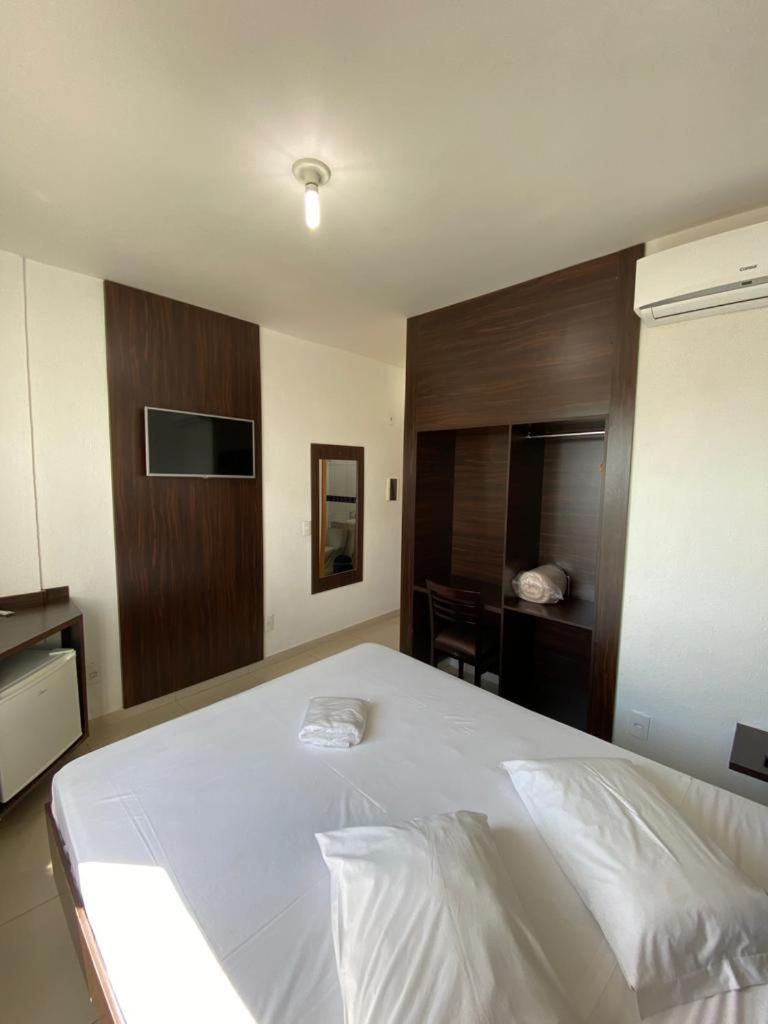 Hotel Rota Do Sol Patrocínio Extérieur photo