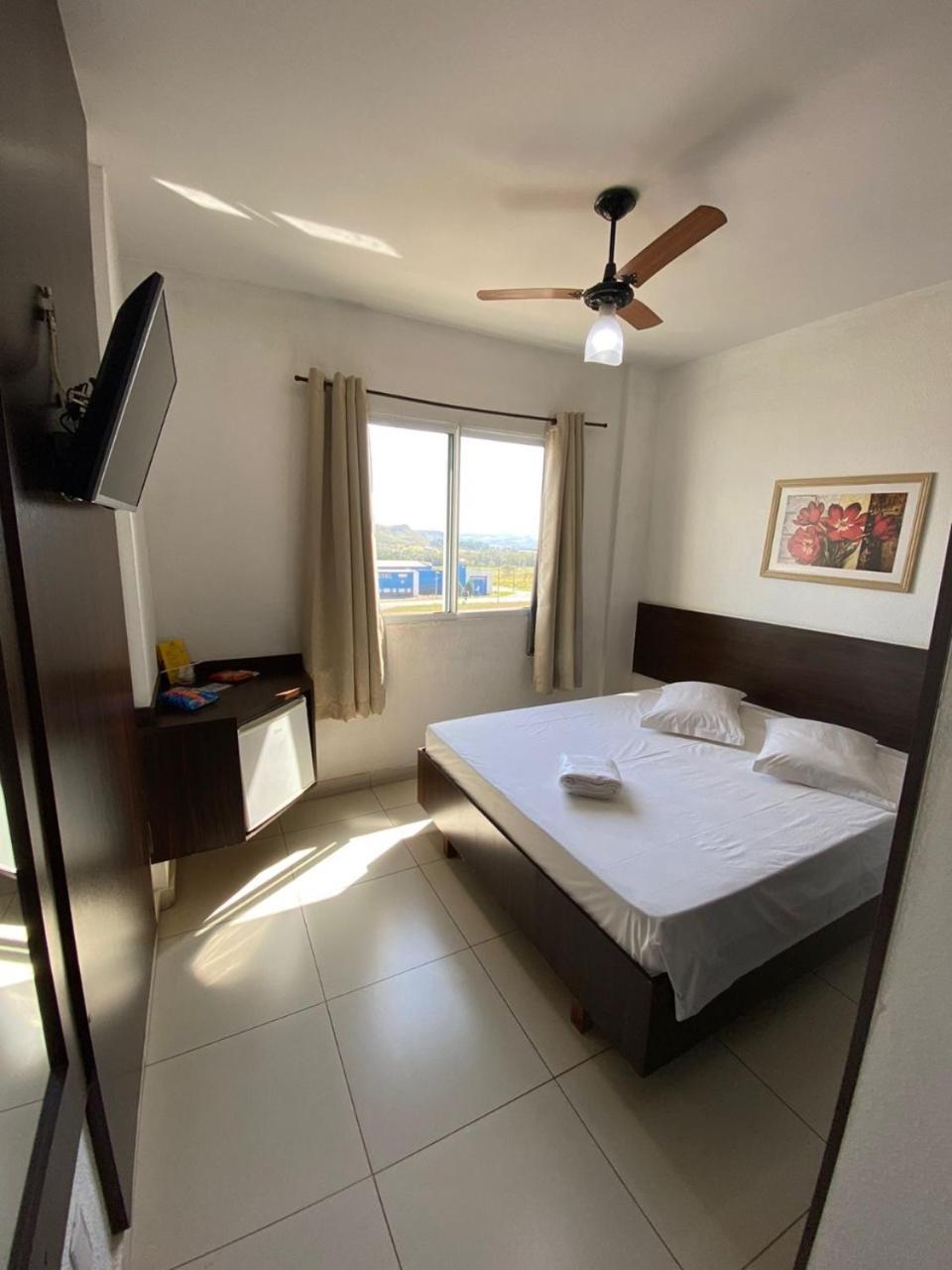 Hotel Rota Do Sol Patrocínio Extérieur photo
